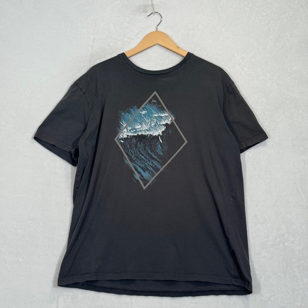 Quiksilver Black Waterman Collection Wave Graphic T-Shirt XL